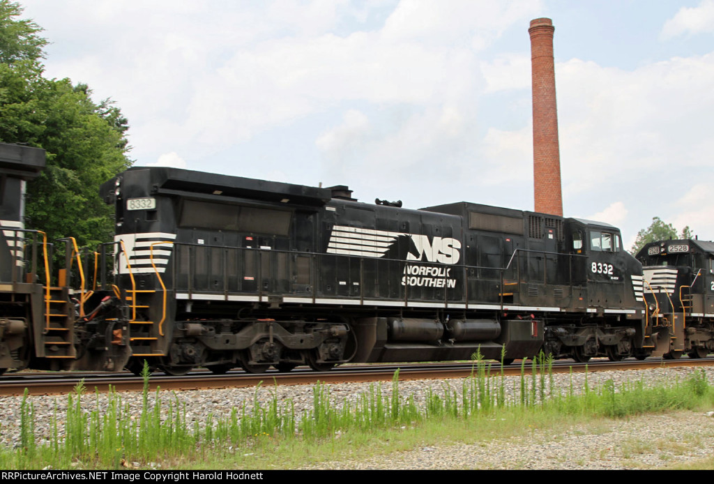 NS 8332